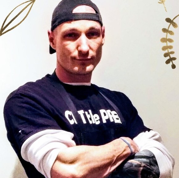 Meet your Posher, Ryan - Picture 1 of 1